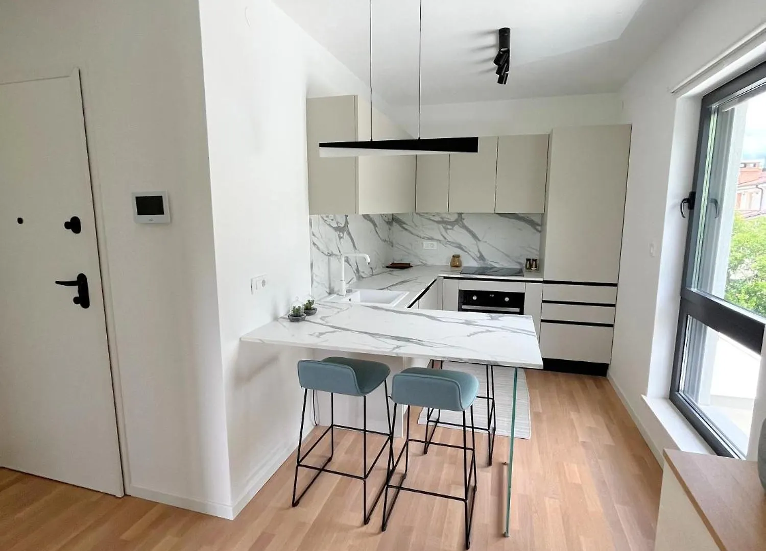 The Modern Apartment In The Nature With A Pool & Gym Kostrena