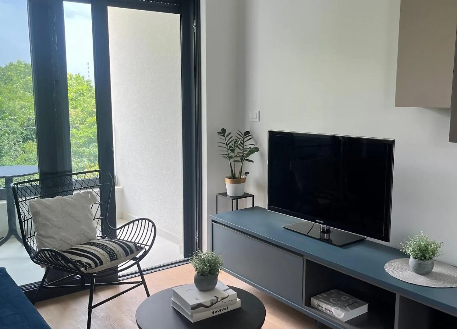 The Modern Apartment In The Nature With A Pool & Gym Kostrena